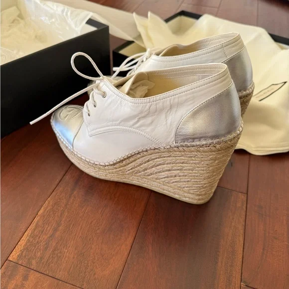 Gucci White and Silver Espadrille Wedges - Picture 5 of 8